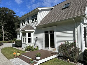 Exterior - A Perfect Getaway. Direct assess to the 1000 acre Old Saybrook Essex Preserve (Old Saybrook)