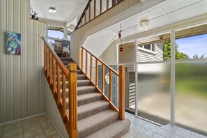 Interior - Cozy home with a pool! 5 minutes to Rotorua Town Centre.  (Rotorua)