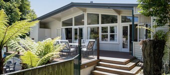 Cozy home with a pool! 5 minutes to Rotorua Town Centre. 
