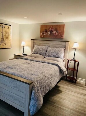 1 habitación, tabla de planchar con plancha, wifi y ropa de cama 