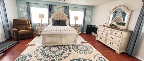 1 bedroom, desk, iron/ironing board, free WiFi