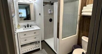 Cozy & Quiet Centralized Studio