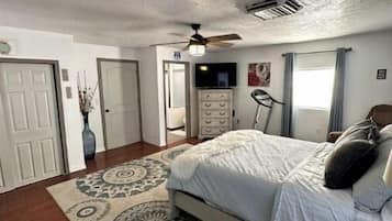 1 Schlafzimmer, Schreibtisch, Bügeleisen/Bügelbrett, kostenloses WLAN