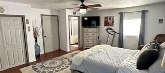 Cozy & Quiet Centralized Studio