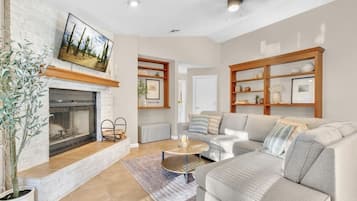 Smart TV, fireplace, video games