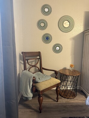 Interior - The Downtown Retreat Three (Ocala)