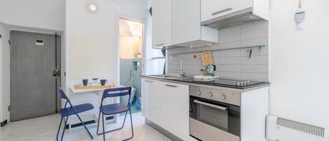 Køleskab, kogeplade