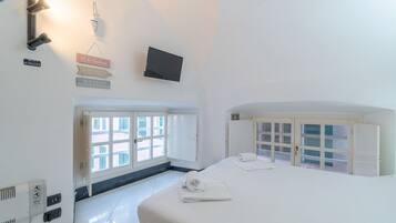 Bügeleisen/Bügelbrett, WLAN, Bettwäsche