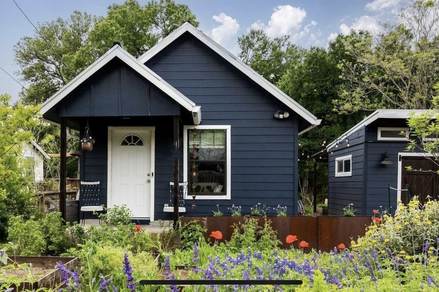 Urban Oasis, Eastside Charmer, Boho Chic, Cozy Cottage with EV Charger