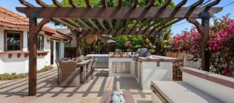 NEW to the Market - Sweet Casa De Sueno - 3 BD 2 BA, Jacuzzi - Walk to the beach