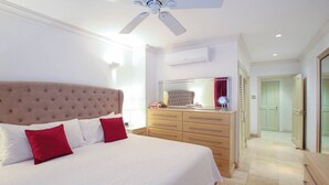 Unclassified image, 2 of 32, button - Stunning Beachfront Condo on Payne's Bay (Paynes Bay)