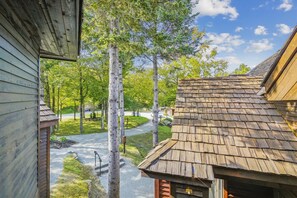 Property grounds - Welcoming Two condo with pool, hot tub, and more- J3 (Killington)