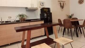 2 habitaciones y caja de seguridad en la habitación