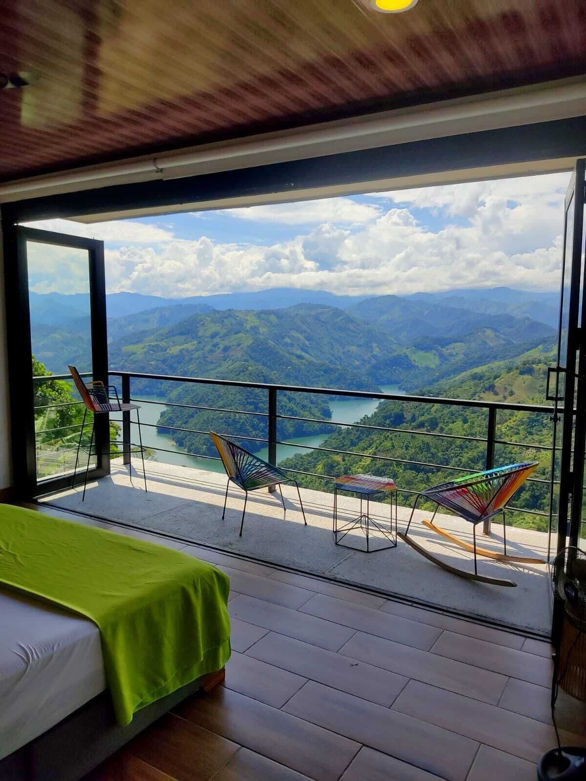 Deluxe Room | Minibar, free WiFi