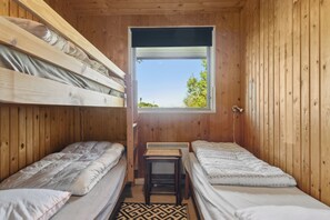 3 chambres, fer et planche à repasser, Wi-Fi gratuit