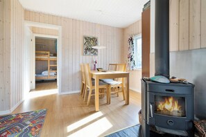 Dining - Cozy cottage at Tuse Næs in Holbæk (Holbæk)