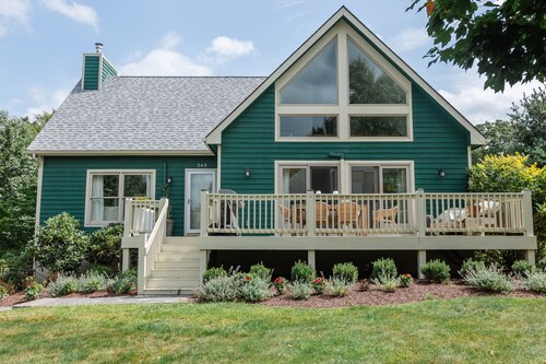 Green Acres - Lake Access - Hot tub - Fire pit