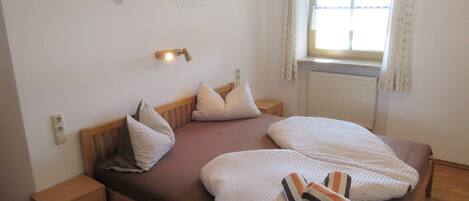 2 slaapkamers, internet, beddengoed