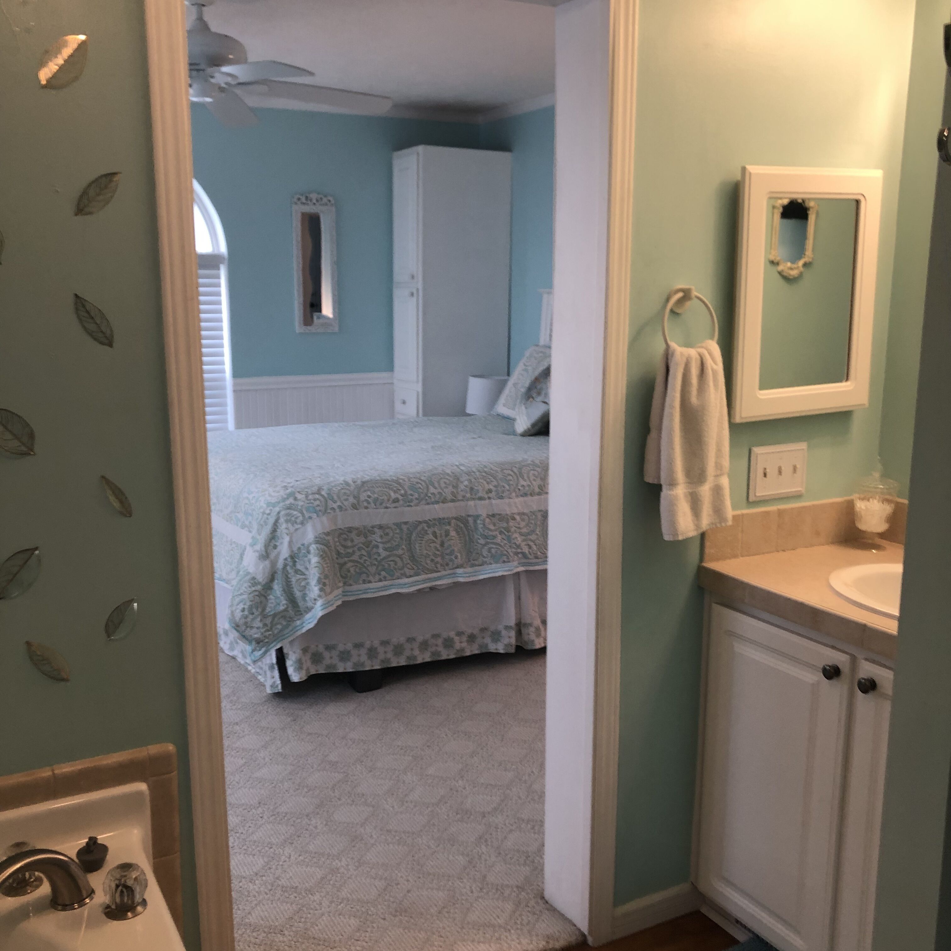 2 chambres, bureau, fer et planche à repasser, Wi-Fi gratuit