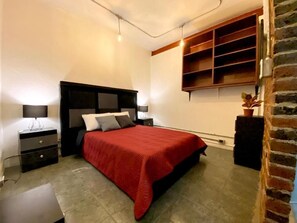 Down duvets, bed sheets - HOSTAL REFORMA (Mexico City)