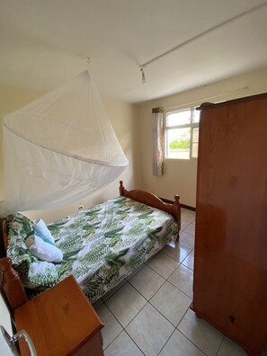 1 camera, Wi-Fi, lenzuola