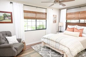 1 habitación, tabla de planchar con plancha, wifi gratis y ropa de cama 