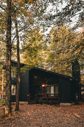 Exterior - Pocono Base Camp • Modern Cabin Retreat + Golf Cart (Pocono Lake)
