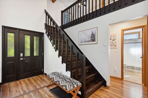 Interior - Pocono Base Camp - GOLF CART AVAILABLE to ride to 2 lakes, 3 beaches, & 4 pools (Pocono Lake)