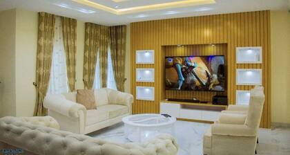 Remarkable 3-Bed Villa in Ajah Ogombo