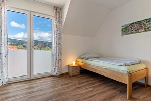 2 makuuhuonetta, ilmainen Wi-Fi, vuodevaatteet