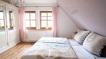 3 chambres, fer et planche Ă repasser, Wi-Fi gratuit, draps fournis