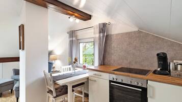 Køleskab, ovn, kogeplade, opvaskemaskine