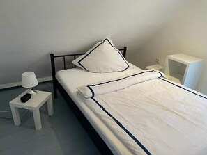 1 quarto, ferros/tábuas de passar roupa, Wi-Fi de cortesia