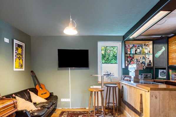 Bar (in der Unterkunft)