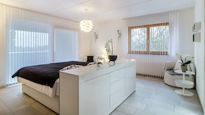 Uklassifisert bilde, 3 av 32, knapp