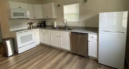 Bright carriage house steps from rail trail and river & 45 minutes to Penn State