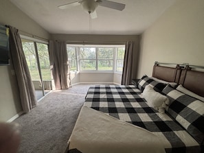 4 bedrooms, iron/ironing board, free WiFi, bed sheets - Spacious House 7 min to WEC (Ocala)