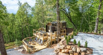 The Atlas Cedar Treehouse at Treetop Escapes!