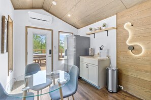 Interior - The Atlas Cedar Treehouse at Treetop Escapes! (Wildwood)