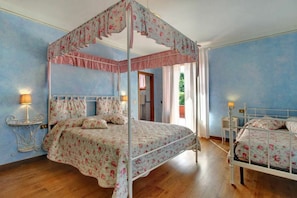 5 habitaciones y wifi 