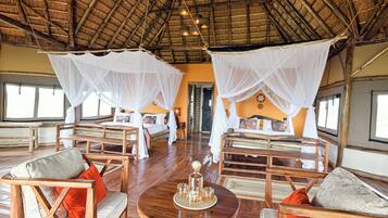 Camera Deluxe con letto matrimoniale o 2 letti singoli | 1 camera, lenzuola