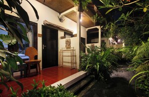 Balcony view - Sari Gong Guest House, A Trishula Collection (Ubud)