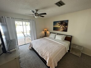 4 chambres, fer et planche à repasser, Wi-Fi, draps fournis