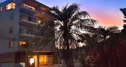 Hundred Days Hotel
