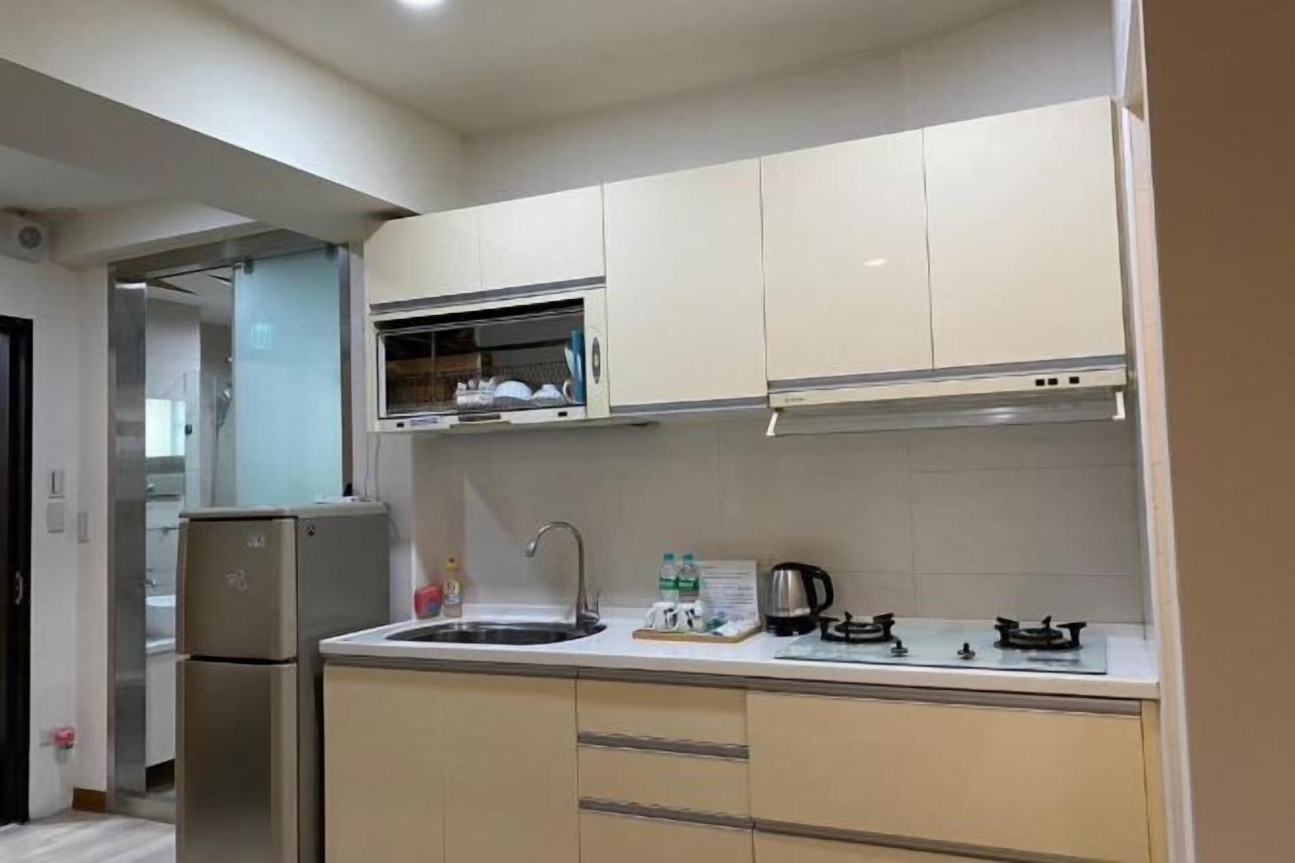 Eigene Küche | Mini-Kühlschrank, Mikrowelle