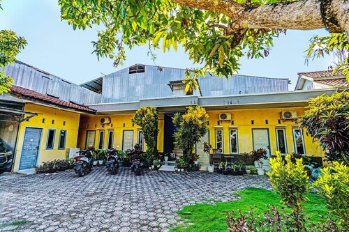 OYO 92519 Pondok Koesnita