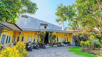 Mặt tiền nơi lưu trú