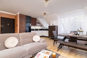 Living room - Apartment Kazimierz + Parking by Renters (Kraków)