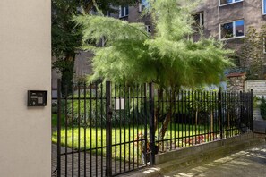 Exterior - Bright Apartment Kazimierz by Renters (Kraków)