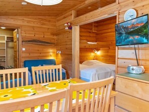 1 Schlafzimmer, Bügeleisen/Bügelbrett, Internetzugang